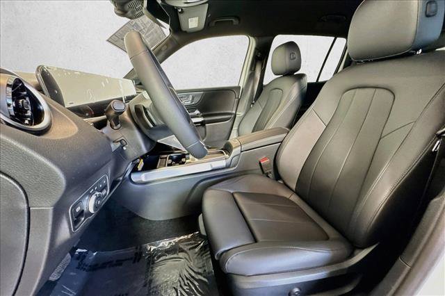 New 2026 Mercedes-Benz GLB 250 4MATIC image 18