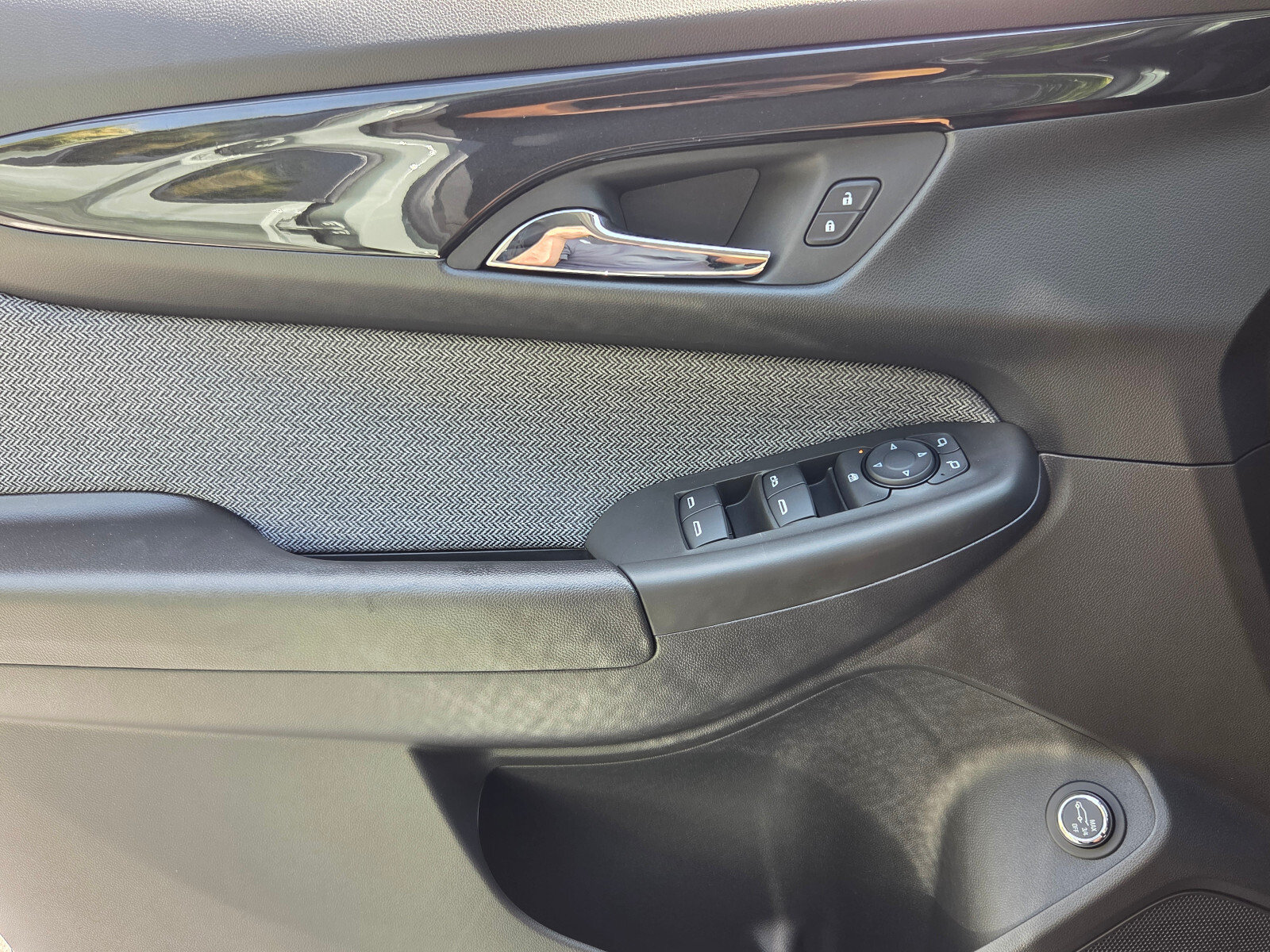 New 2026 Chevrolet TrailBlazer LT w/ Convenience Package FWD image 30