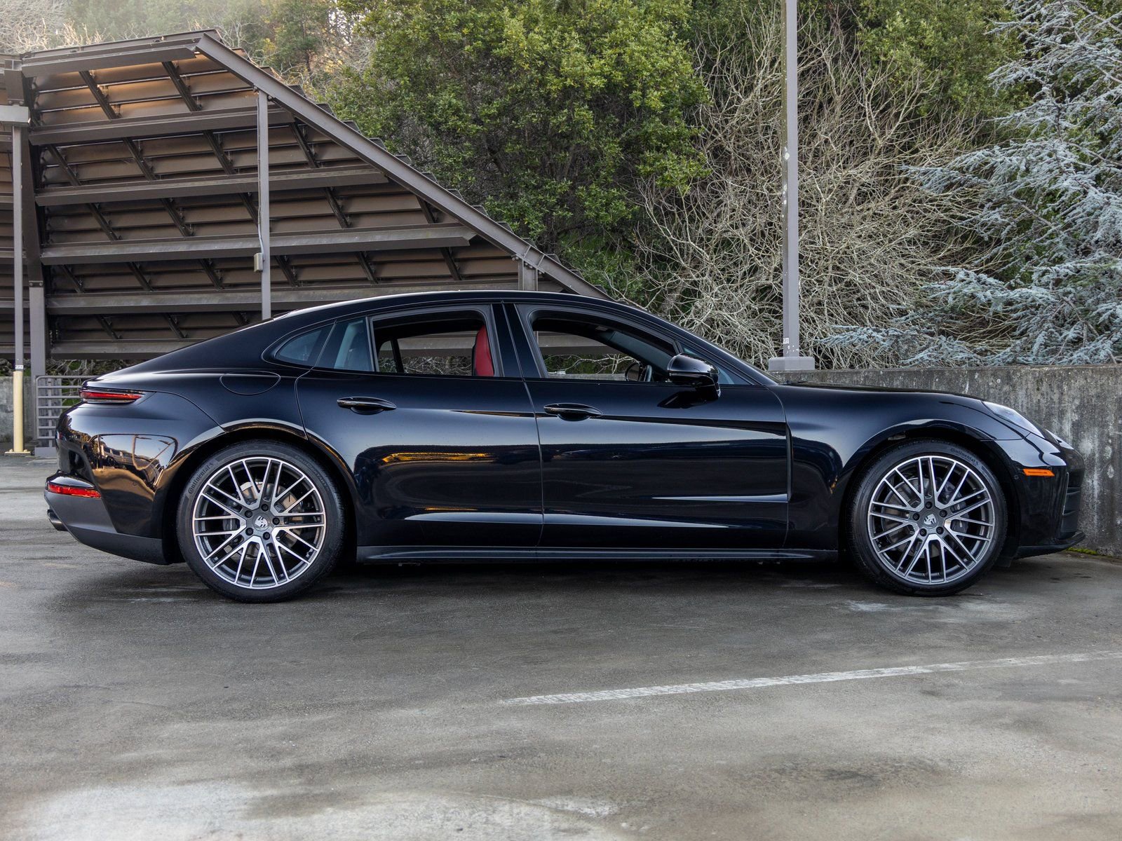 Certified 2024 Porsche Panamera image 12