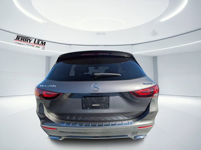 Used 2021 Mercedes-Benz GLA 250 4MATIC image 4