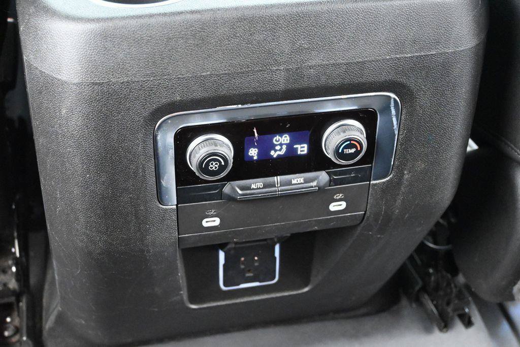 Used 2023 Chevrolet Tahoe LT RWD image 11