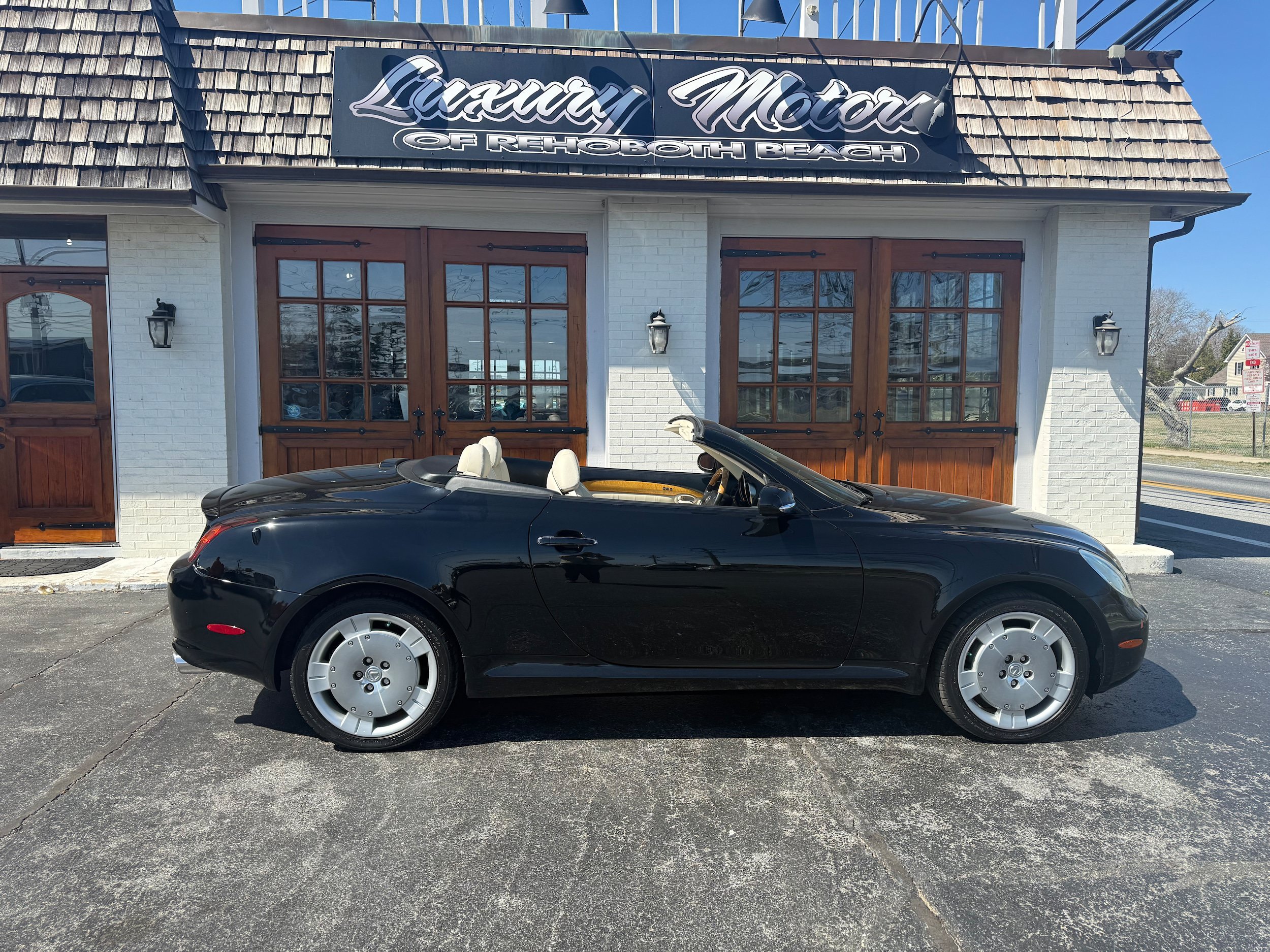 Used 2005 Lexus SC 430 Convertible RWD image 3