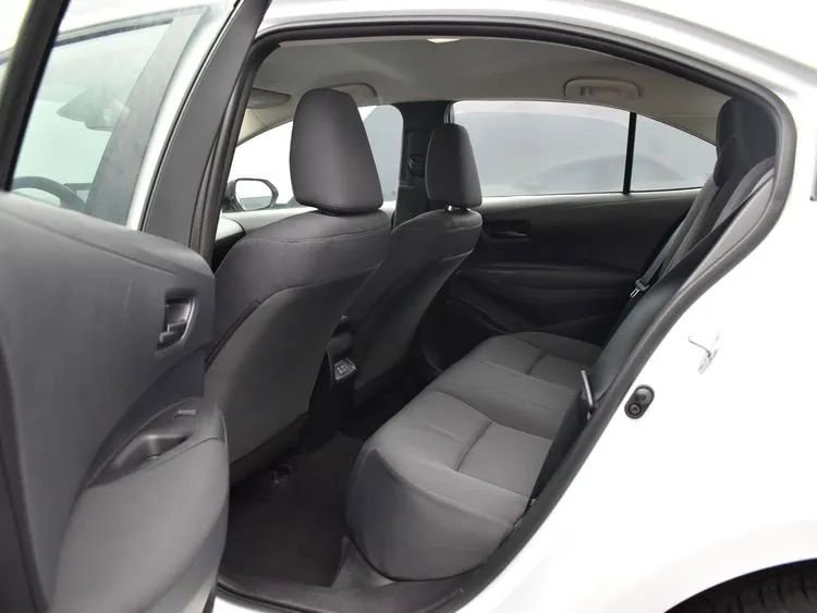 Used 2025 Toyota Corolla LE image 15