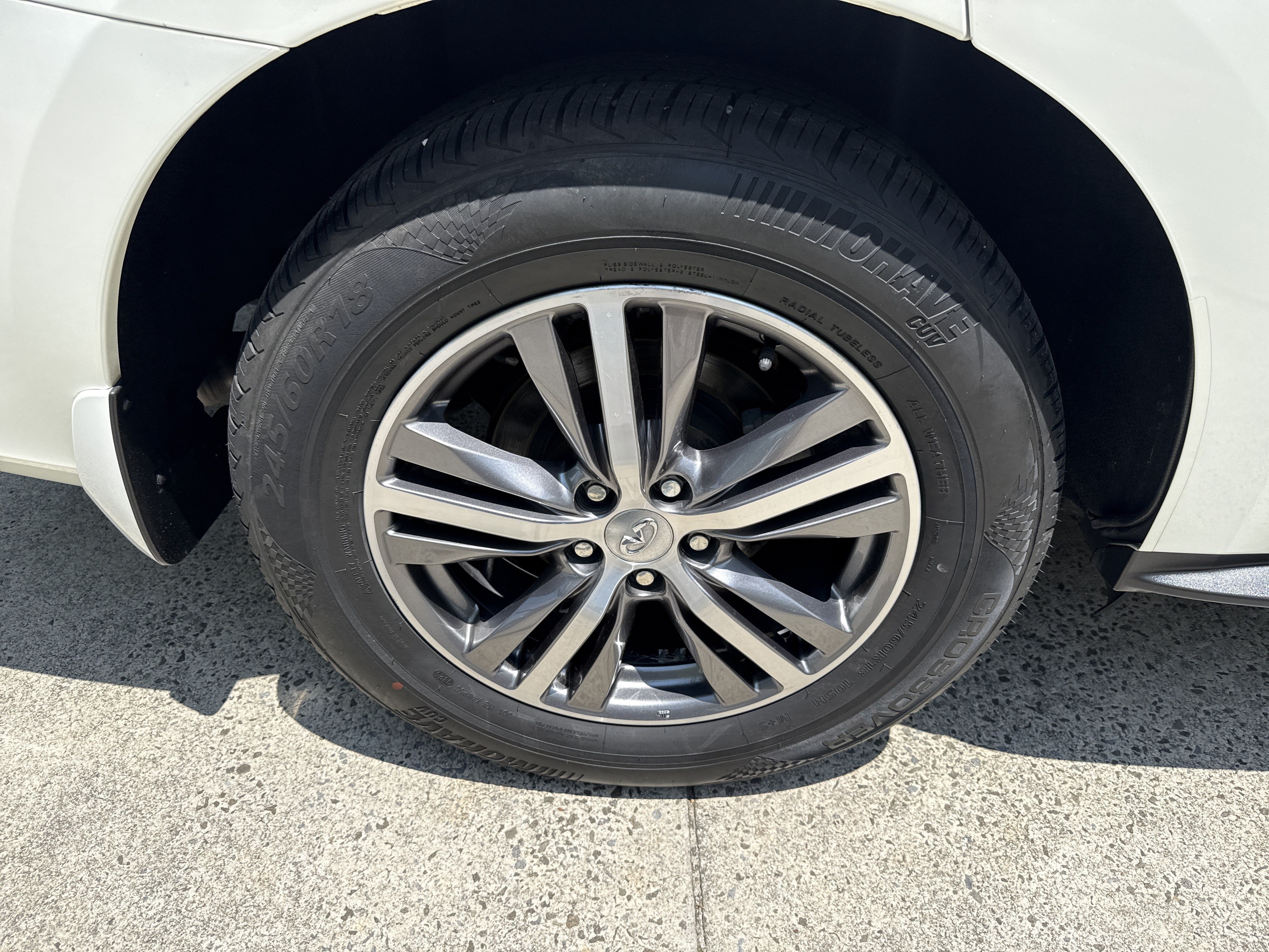 Used 2020 INFINITI QX60 Luxe w/ Essential Package FWD image 17