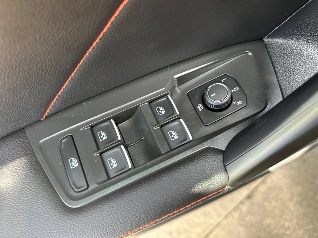 Used 2024 Volkswagen Tiguan Wolfsburg Edition AWD/4WD image 15