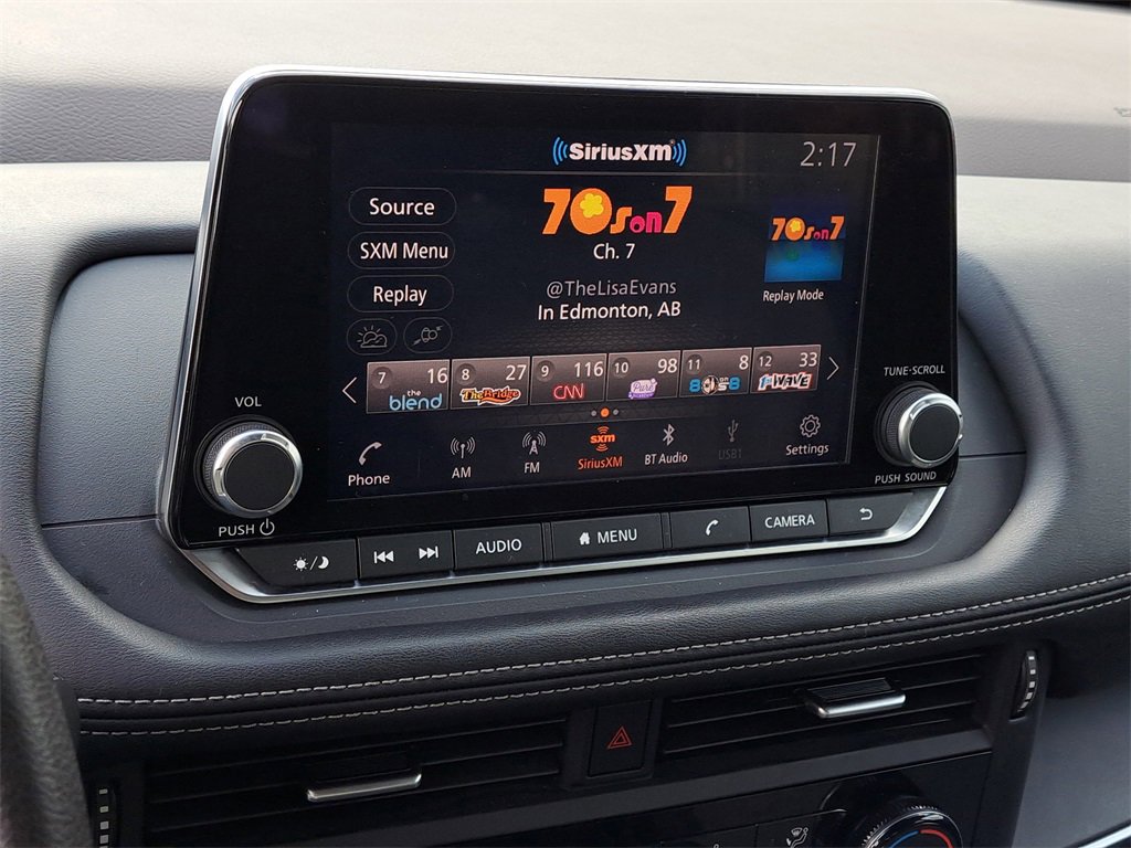 Used 2022 Nissan Rogue S image 12