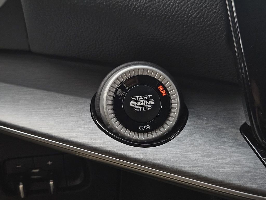 New 2026 Jeep Grand Wagoneer image 22