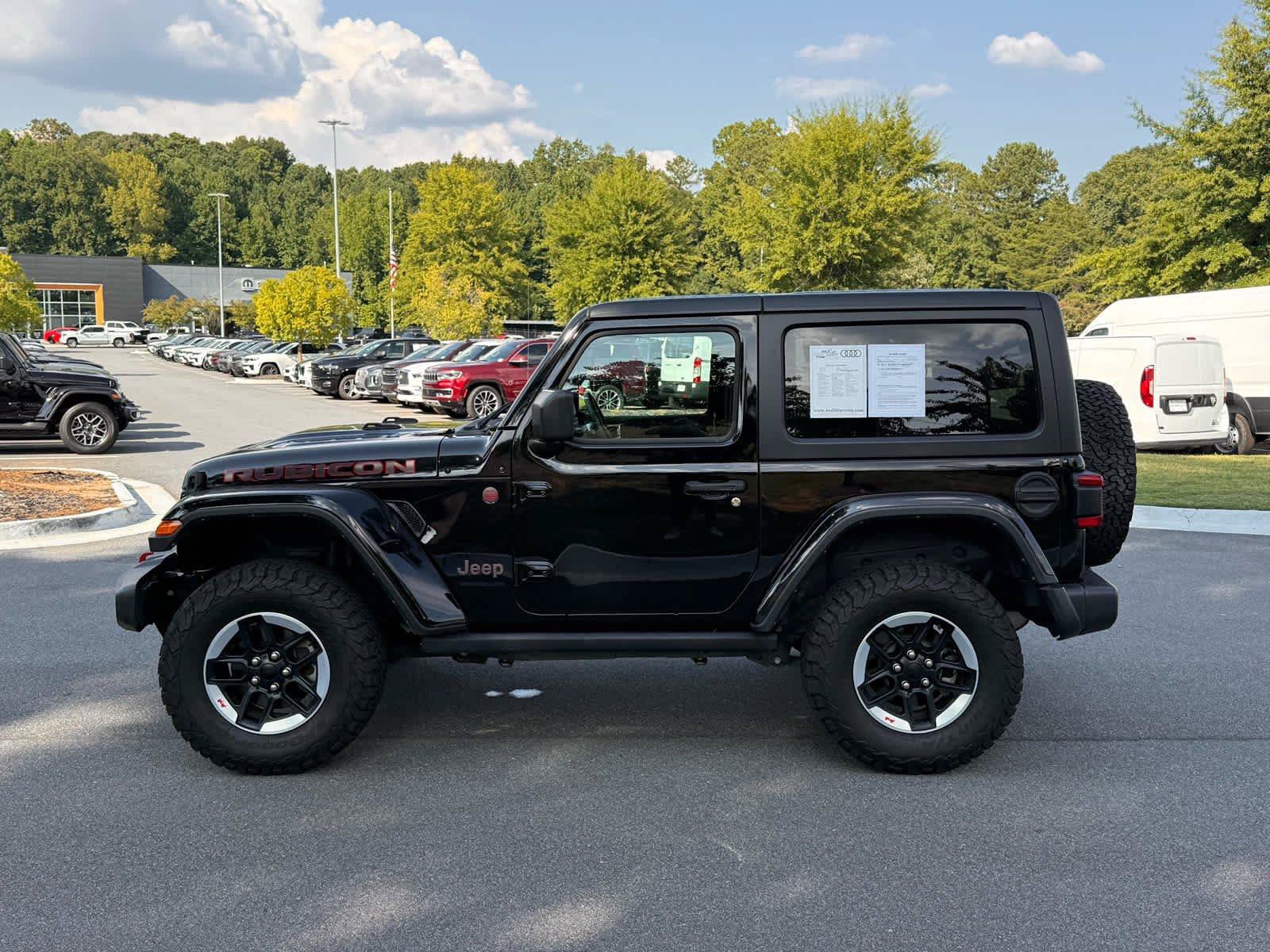 Used 2022 Jeep Wrangler Rubicon w/ LED Lighting Group AWD/4WD image 2