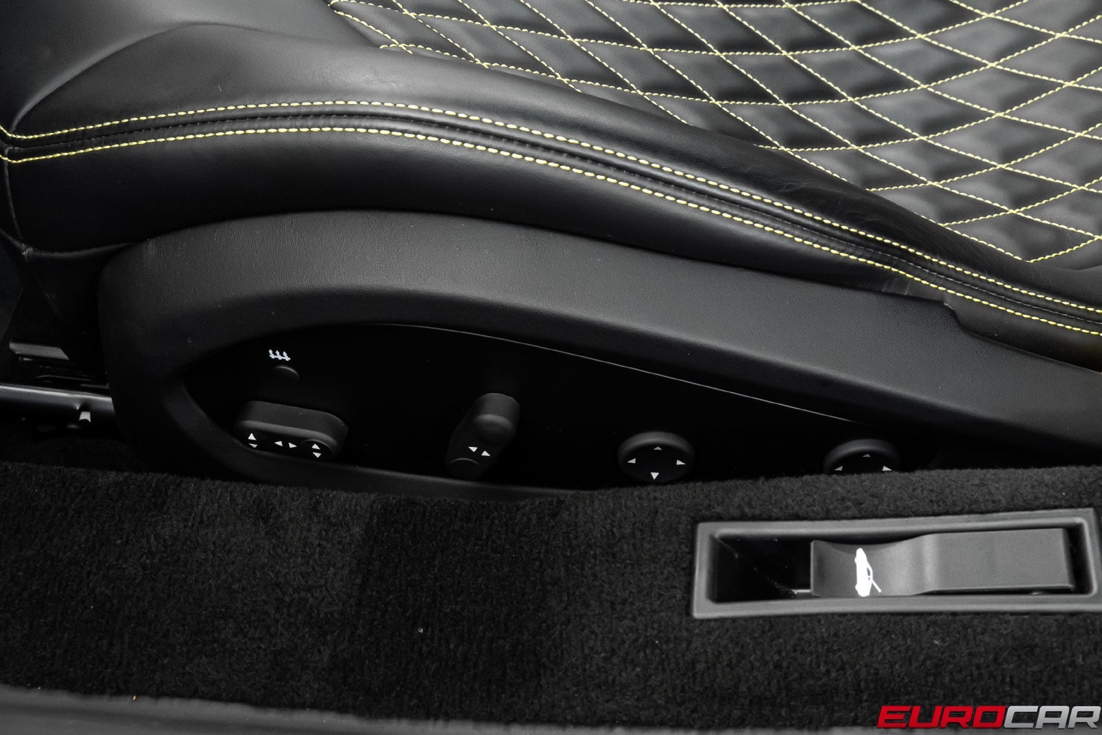Used 2021 Ferrari F8 Tributo RWD image 49
