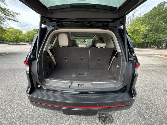 New 2024 Lincoln Navigator Reserve image 25