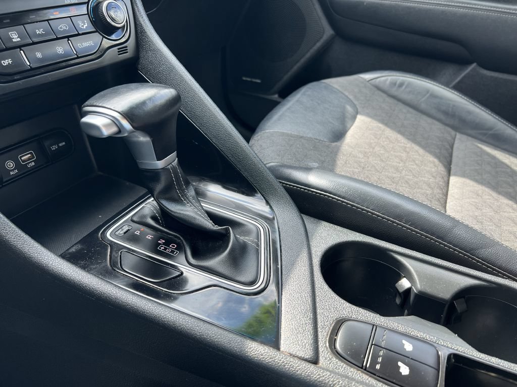 Used 2019 Kia Niro S Touring FWD image 15