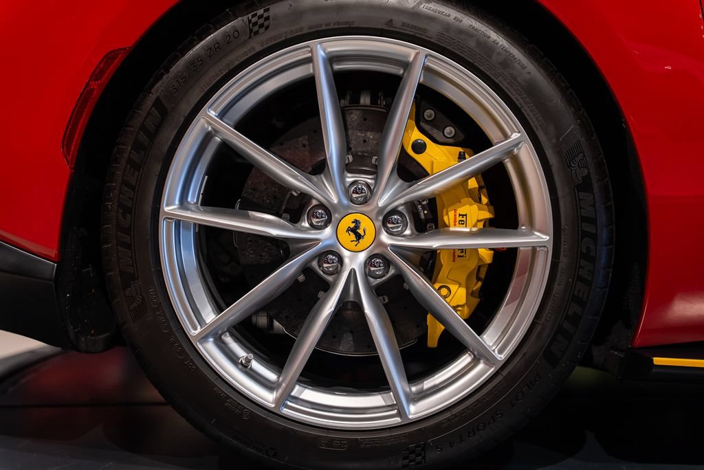 Certified 2023 Ferrari 812 GTS RWD image 15