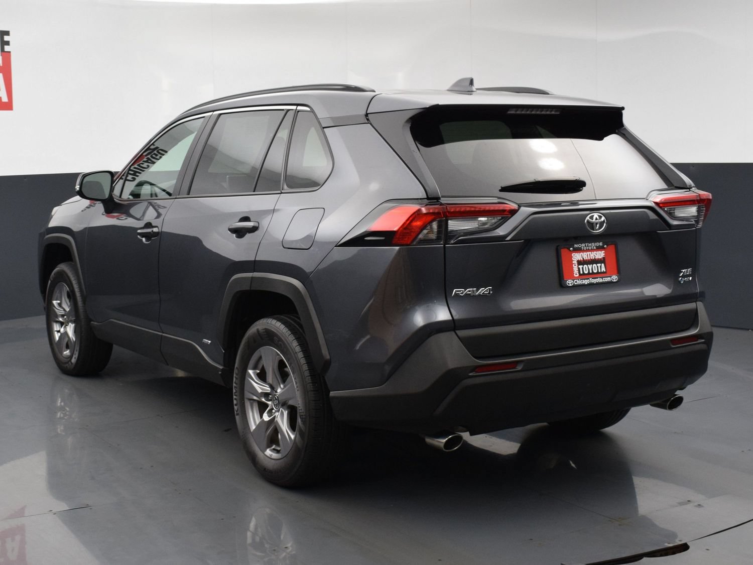 Used 2025 Toyota RAV4 XLE AWD/4WD image 3