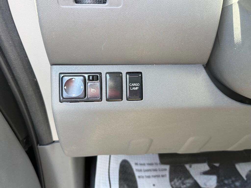 Used 2018 Nissan Frontier SV RWD image 14