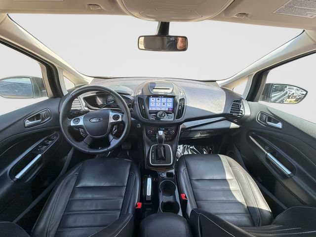 Used 2017 Ford C-MAX Energi Titanium w/ Equipment Group 501A FWD image 17