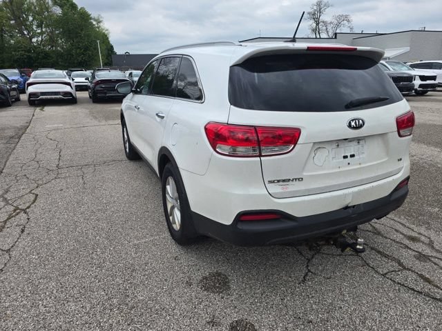 Used 2017 Kia Sorento AWD image 4