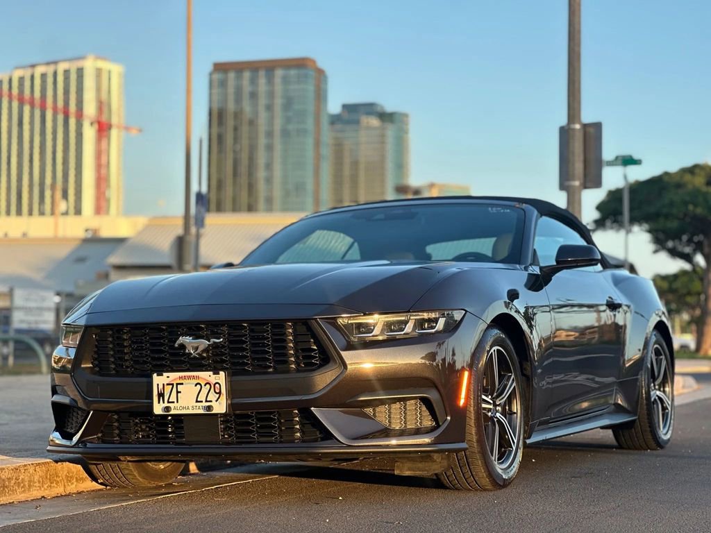 Used 2024 Ford Mustang Premium image 8