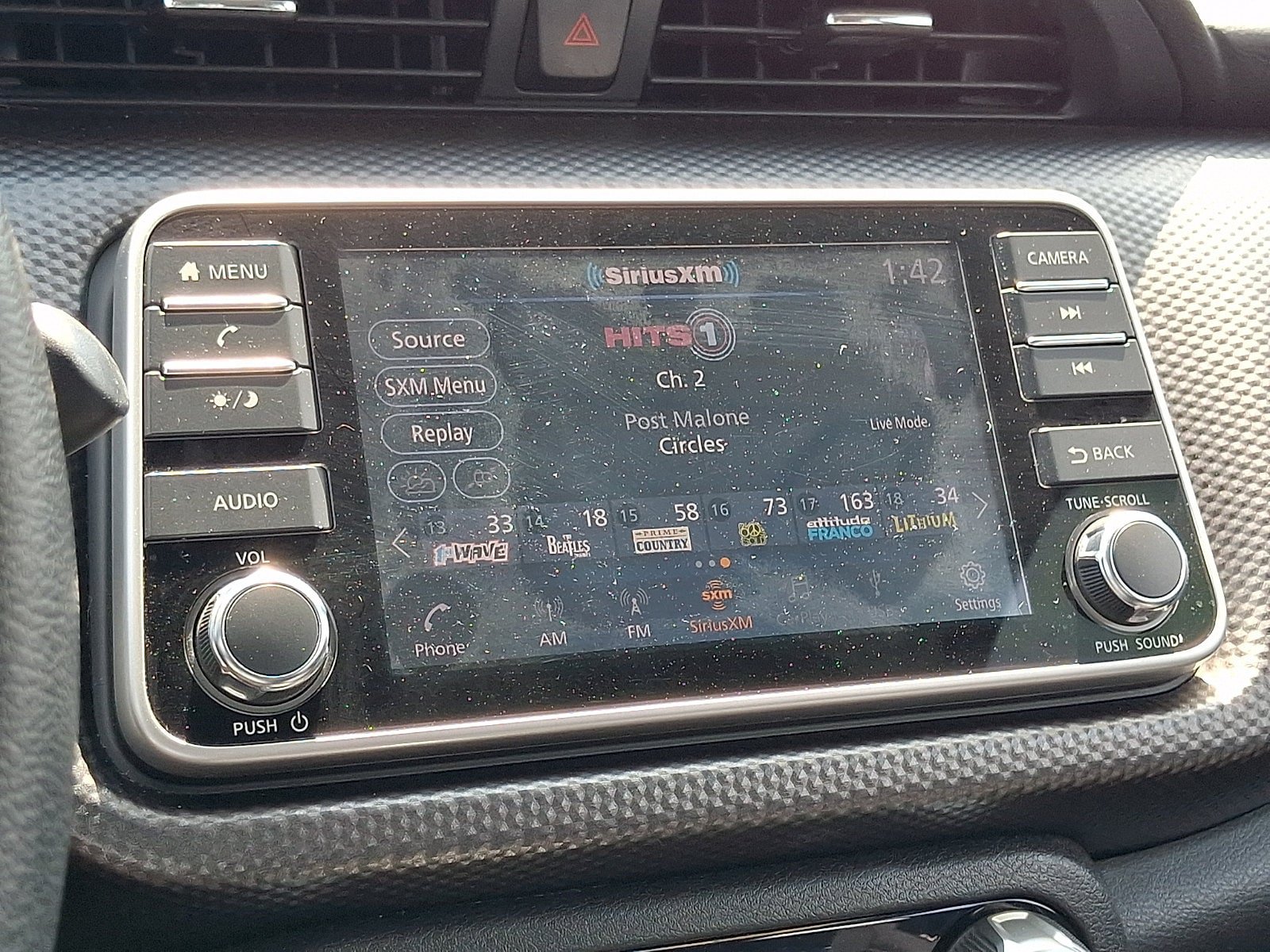 Used 2019 Nissan Kicks SV FWD image 17