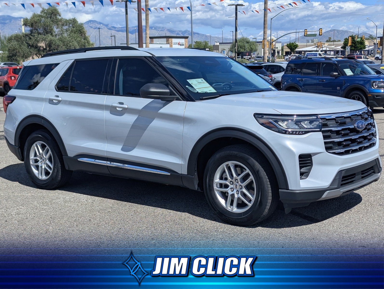Certified 2025 Ford Explorer Active RWD image 1