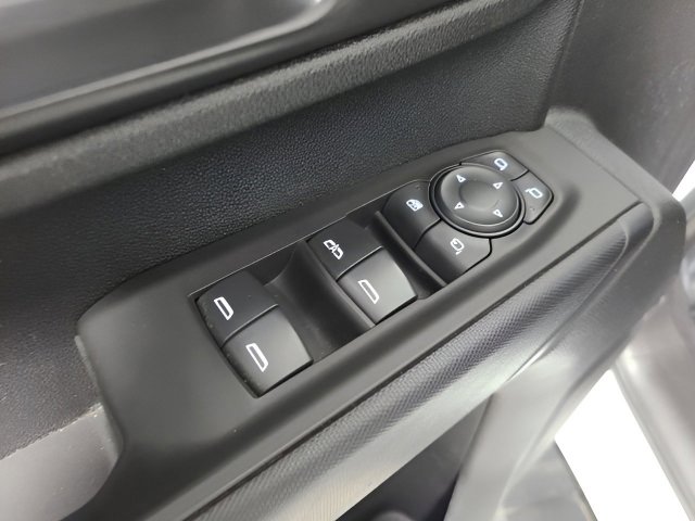 Used 2021 Chevrolet Silverado 2500 Custom w/ Custom Value Package AWD/4WD image 21