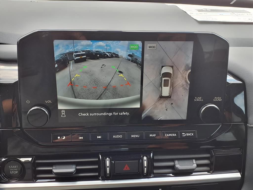 New 2025 Nissan Pathfinder SL image 15