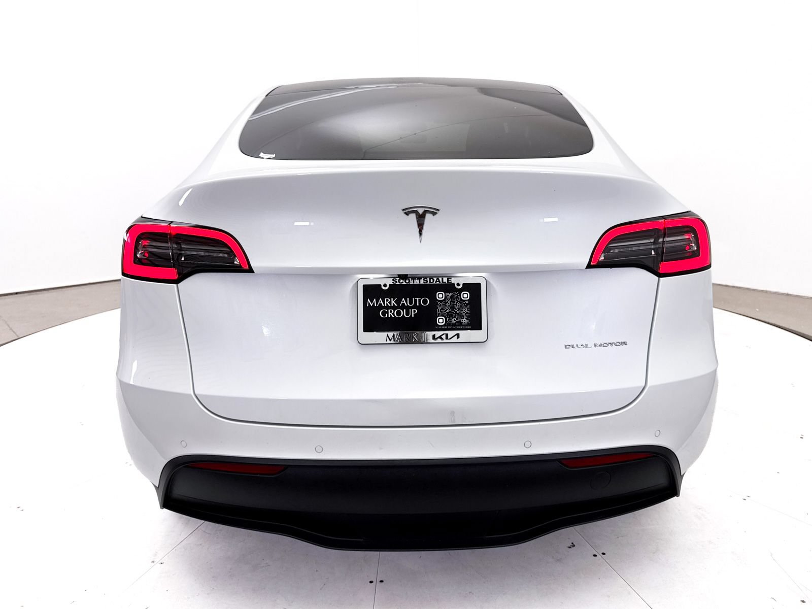 Used 2021 Tesla Model Y Long Range AWD/4WD image 17