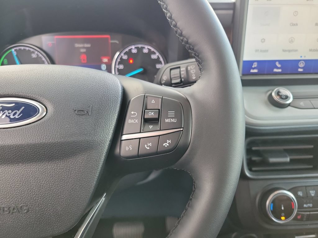 Certified 2024 Ford Maverick Lariat FWD image 25