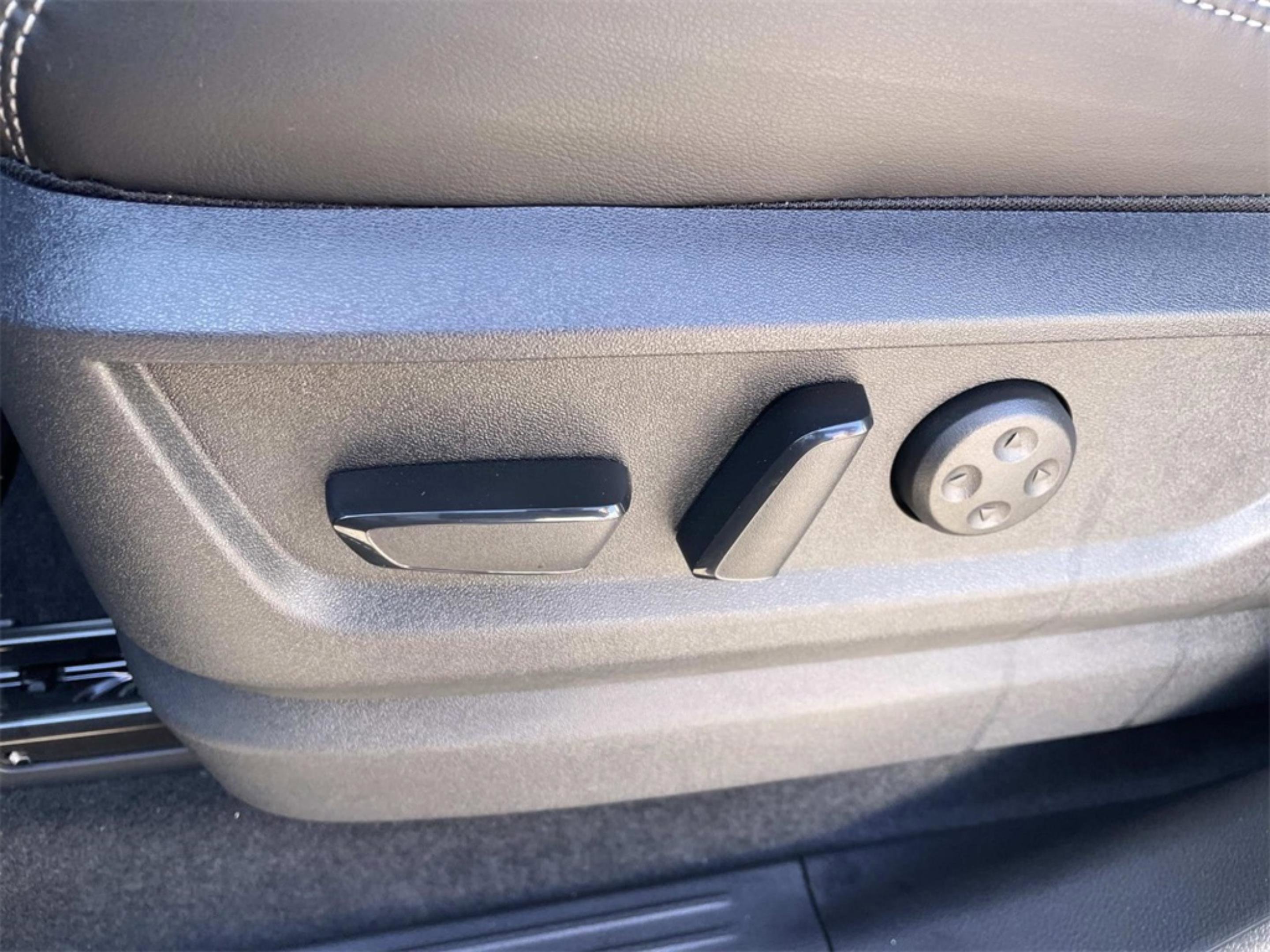 New 2026 Nissan Armada PRO-4X image 25