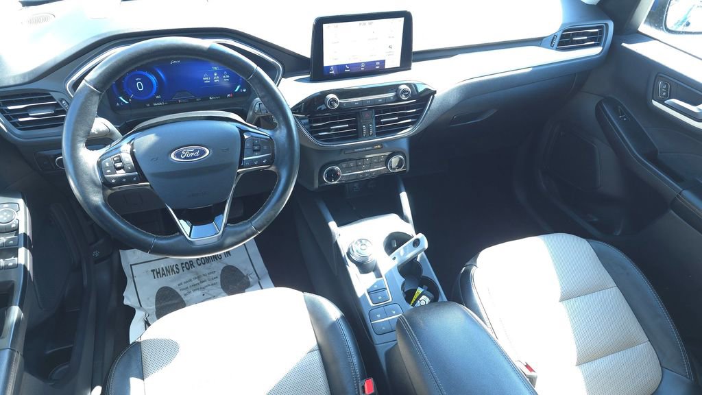 Used 2022 Ford Escape Titanium w/ Titanium Elite Package AWD/4WD image 26