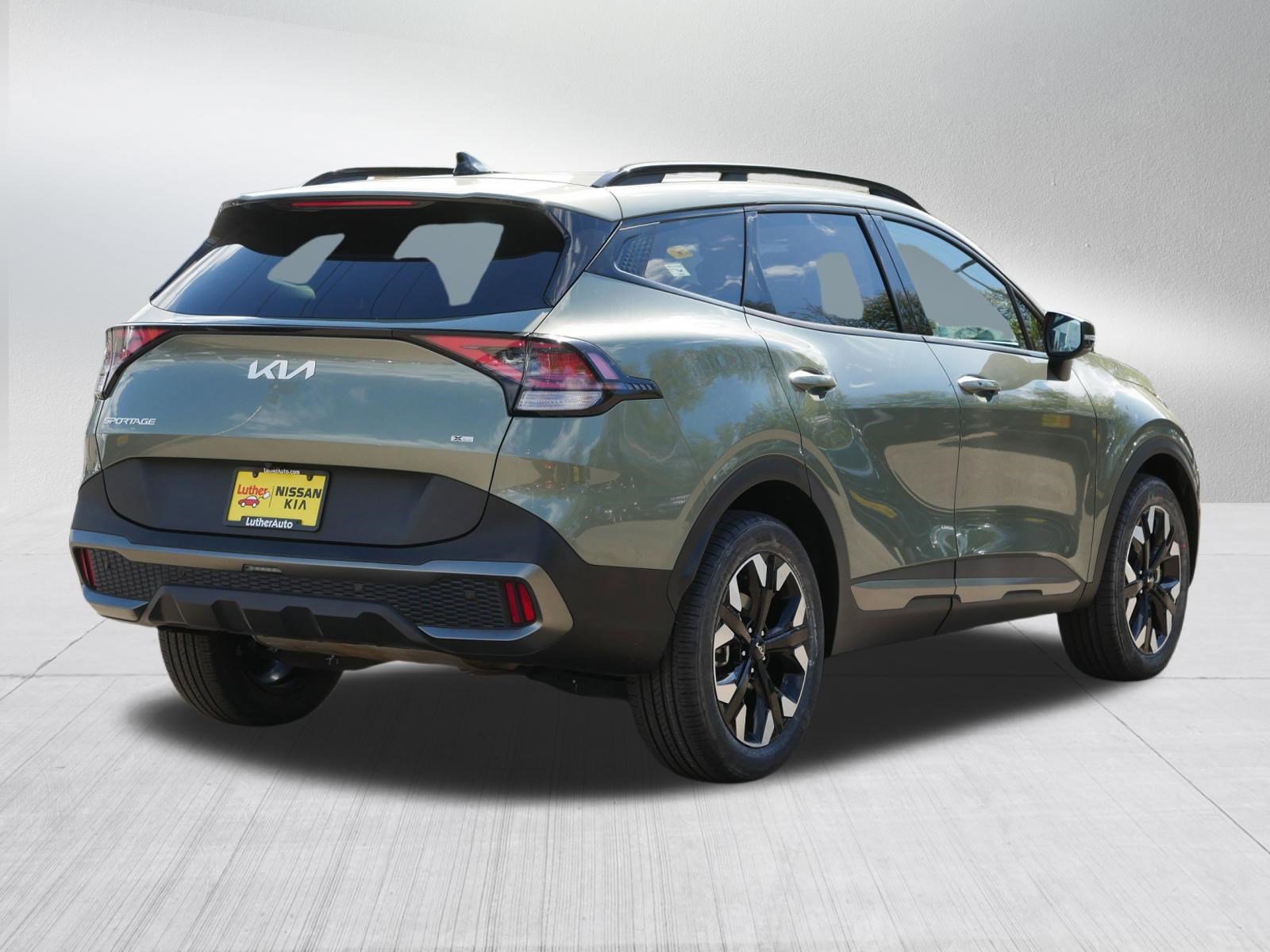 Used 2023 Kia Sportage X-Line w/ X-Line Premium Package AWD/4WD image 7