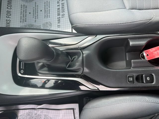 Used 2023 Toyota Corolla SE w/ Carpet Mat Package (TMS) FWD image 17