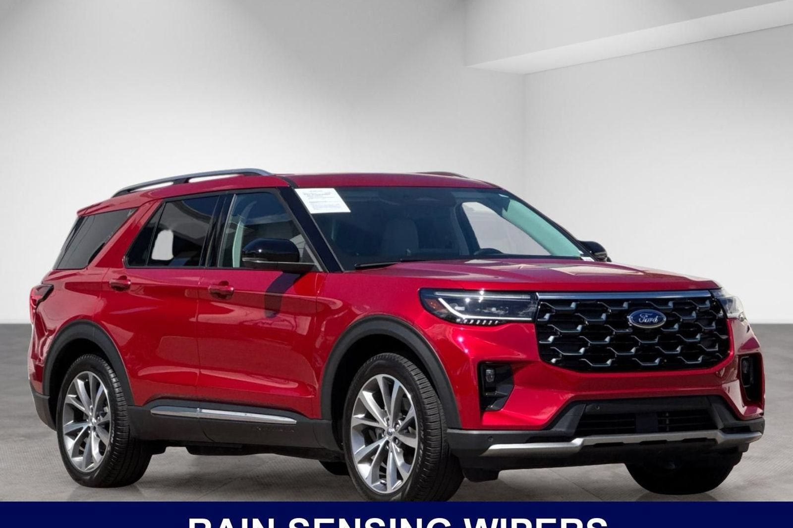 Used 2025 Ford Explorer Platinum w/ Ultimate Package RWD image 9