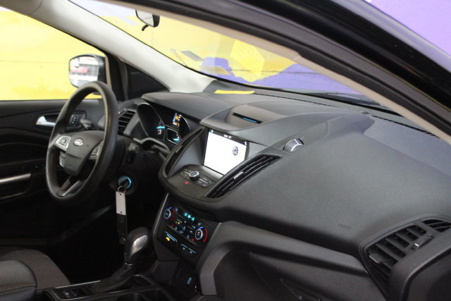 Used 2018 Ford Escape SE w/ SE SYNC Package FWD image 12