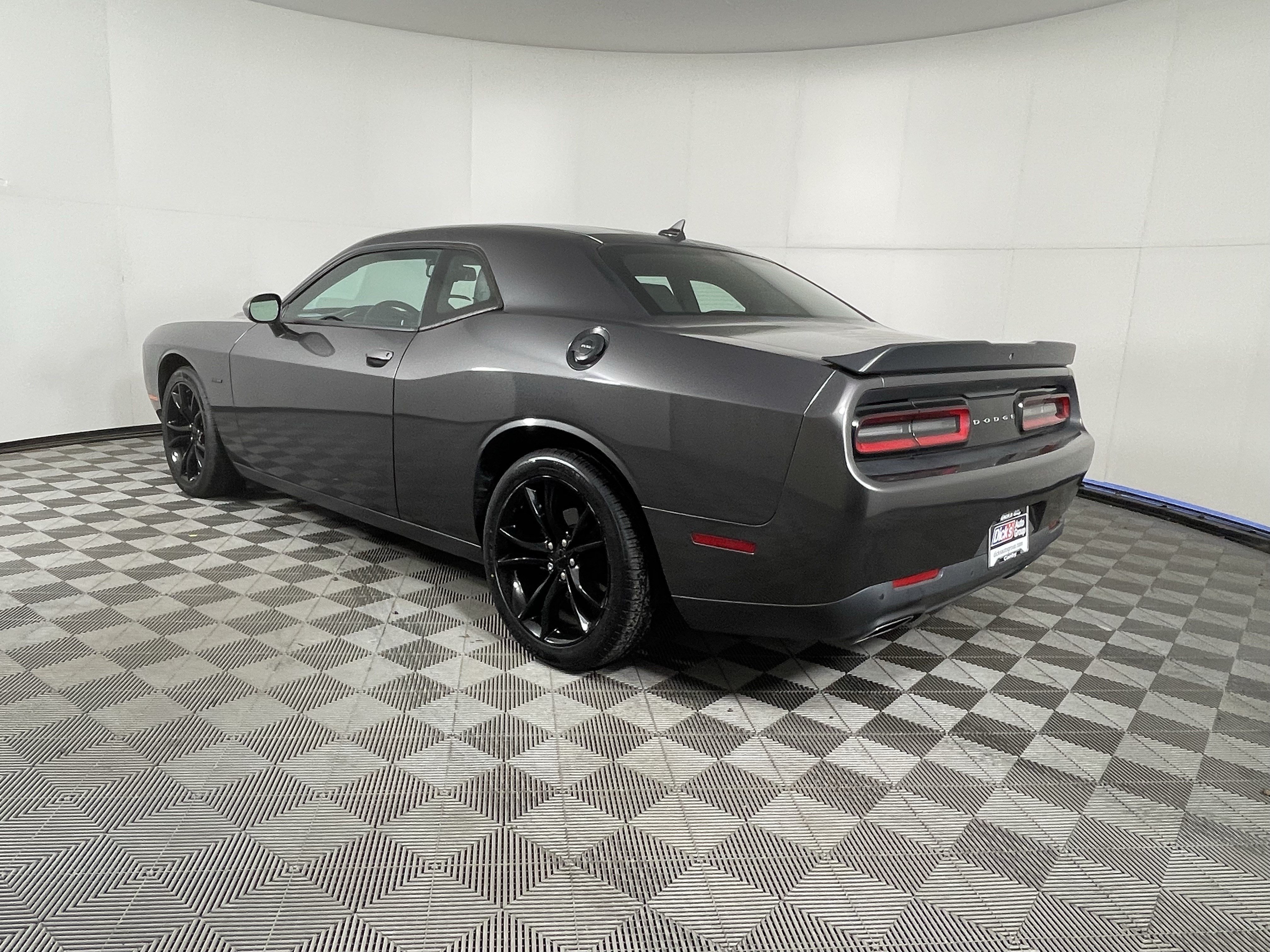Used 2016 Dodge Challenger R/T Plus RWD image 4