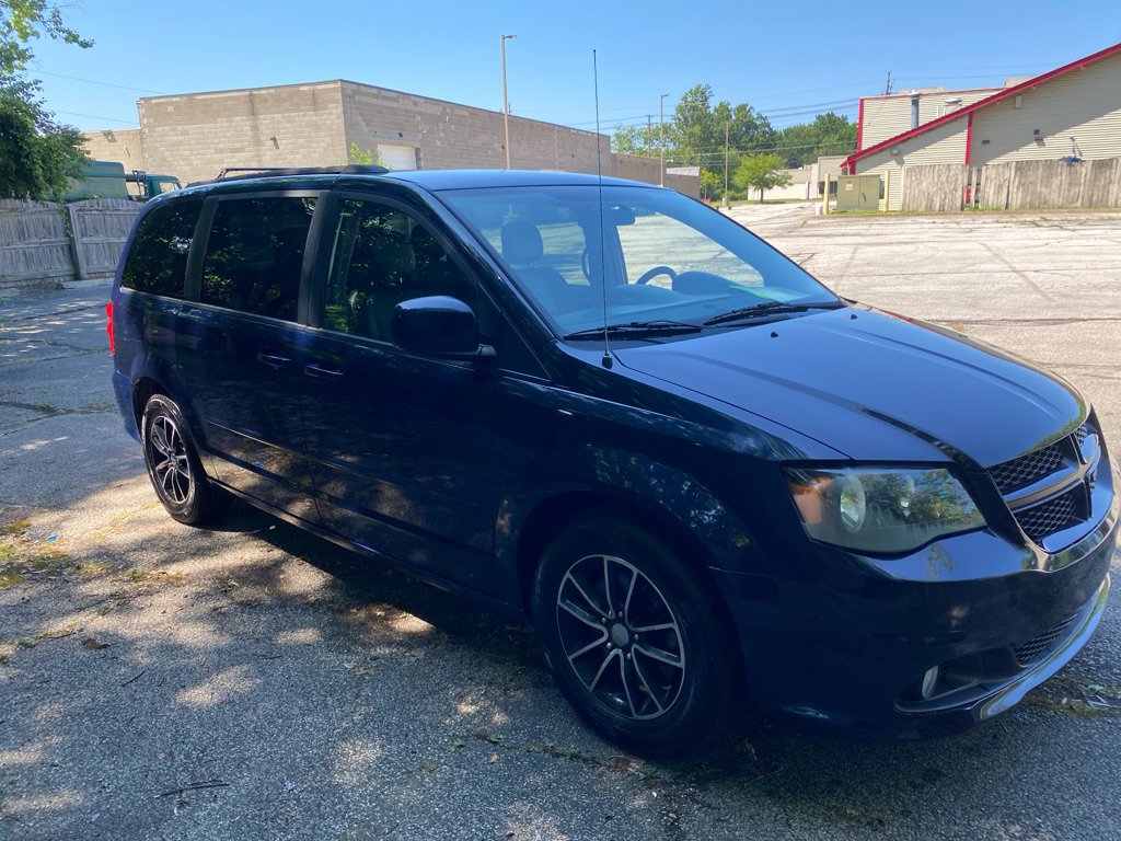 Used 2016 Dodge Grand Caravan R/T FWD image 7