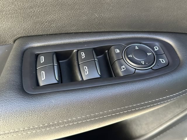 Used 2024 Cadillac XT6 Luxury AWD/4WD image 30
