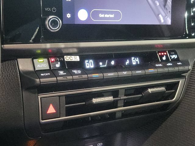 Certified 2025 Toyota Camry SE w/ Convenience Package AWD/4WD image 14