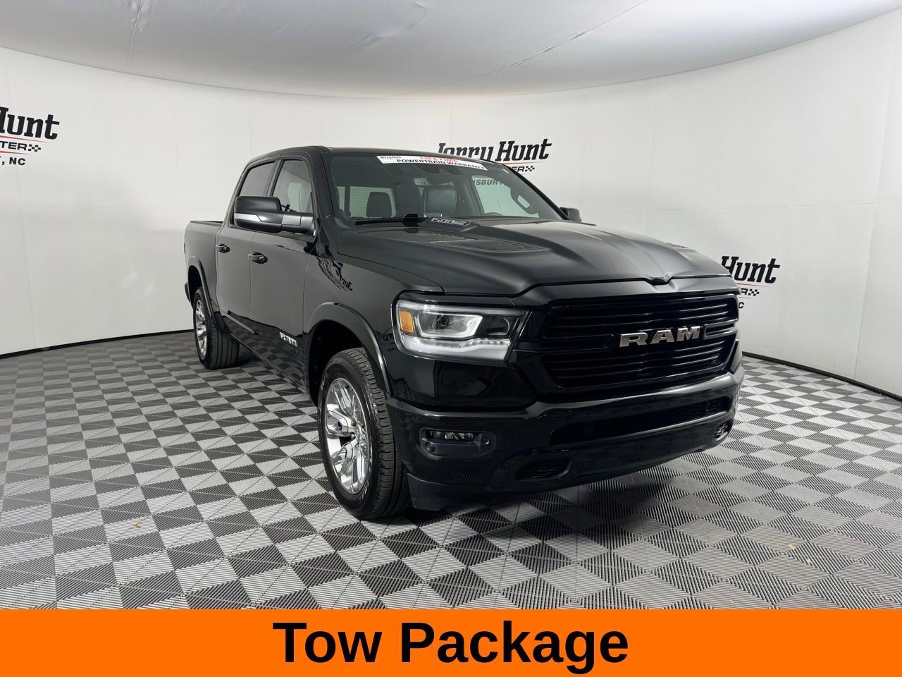 Used 2022 RAM 1500 Laramie w/ Sport Appearance Package AWD/4WD image 6