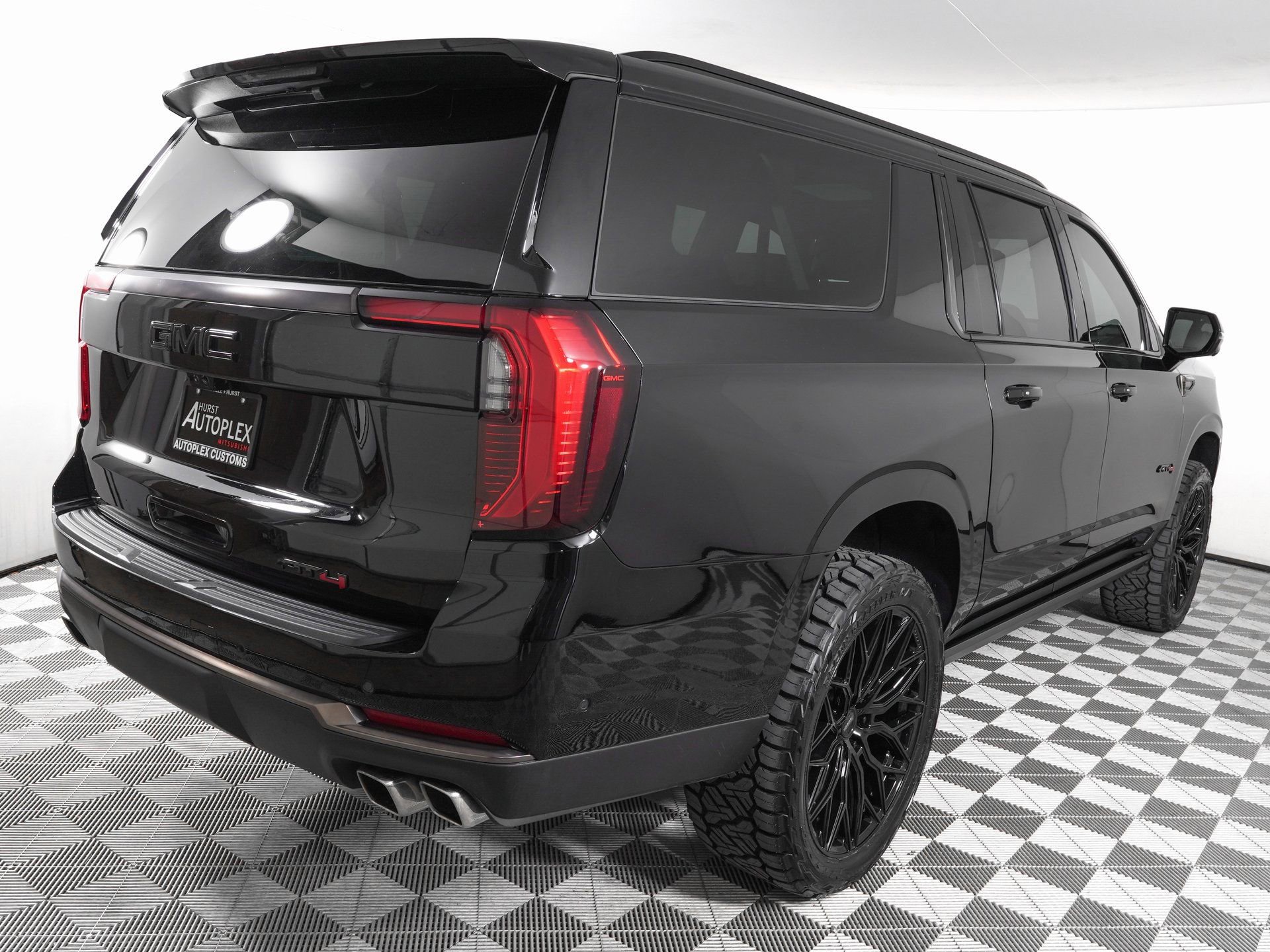 Used 2026 GMC Yukon XL AT4 Ultimate image 6