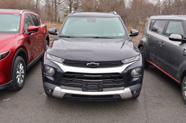 Used 2021 Chevrolet TrailBlazer LT w/ Convenience Package AWD/4WD image 2