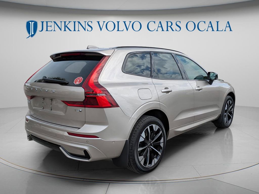 New 2026 Volvo XC60 T8 Plus w/ Protection Package Premier AWD/4WD image 4