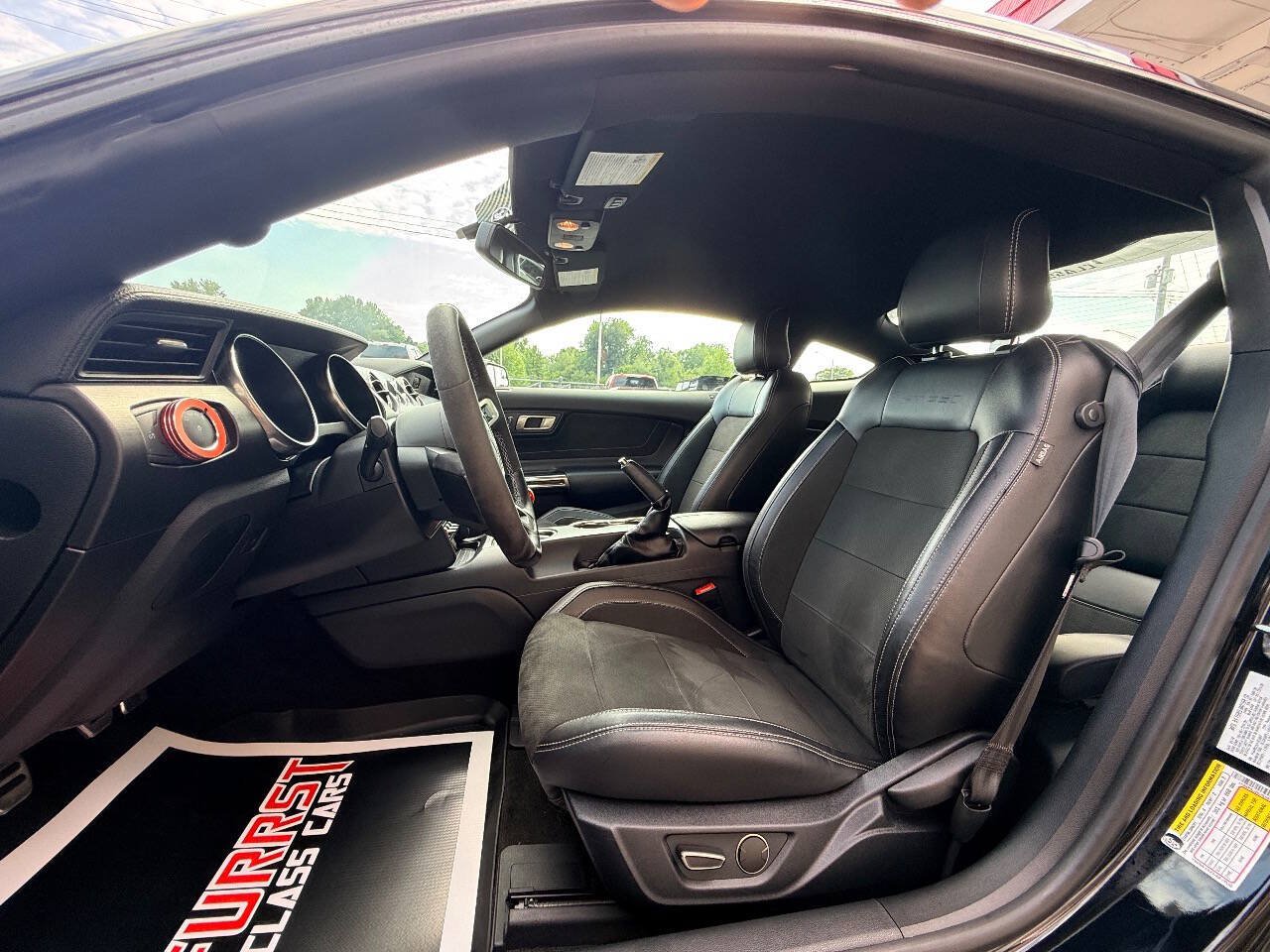 Used 2018 Ford Mustang Shelby GT350 w/ Convenience Package RWD image 20