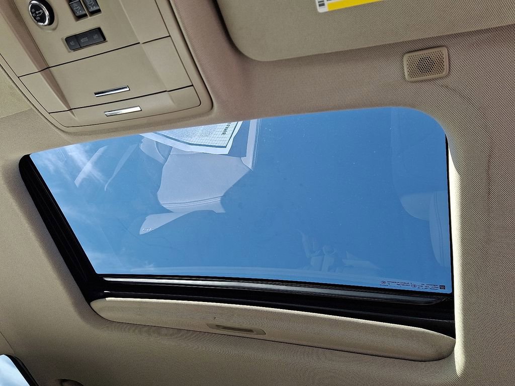 Used 2018 GMC Yukon Denali image 23