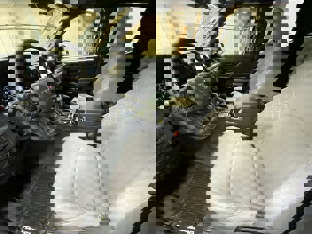 Used 2025 Toyota Tacoma SR5 AWD/4WD image 24