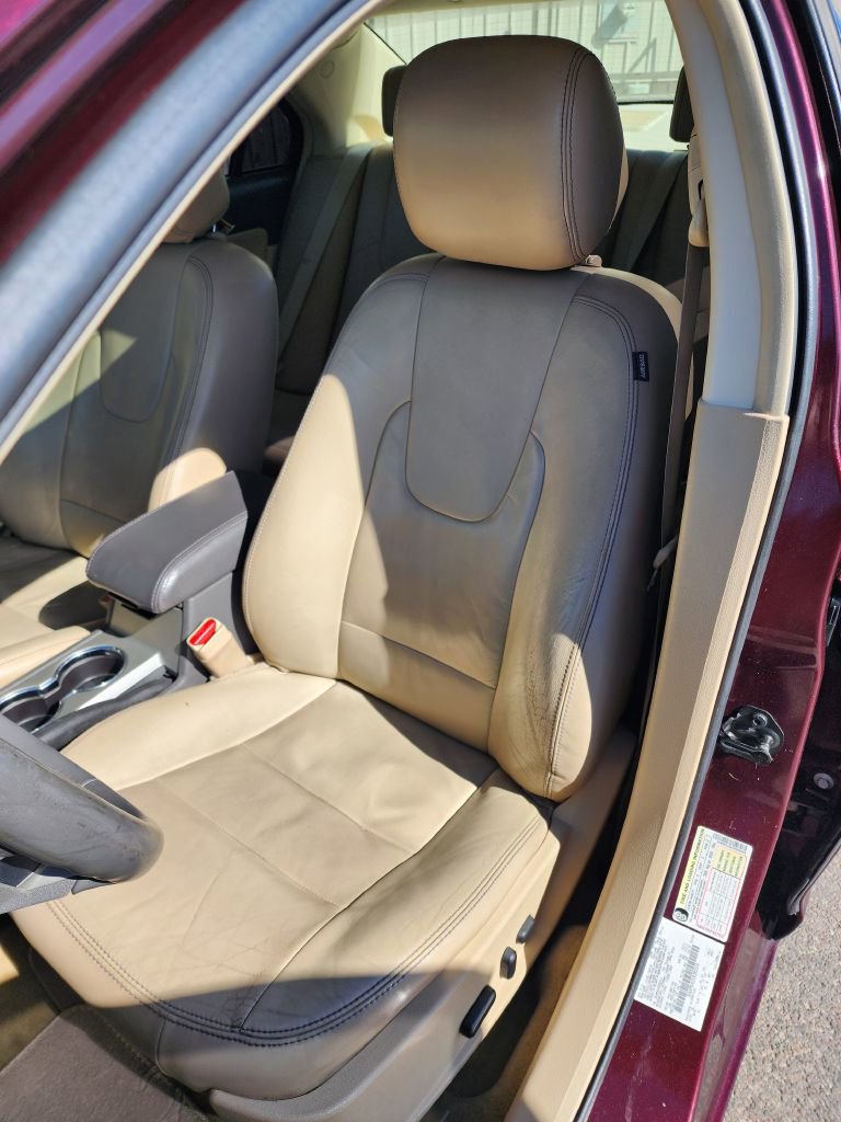 Used 2012 Ford Fusion SEL FWD image 14