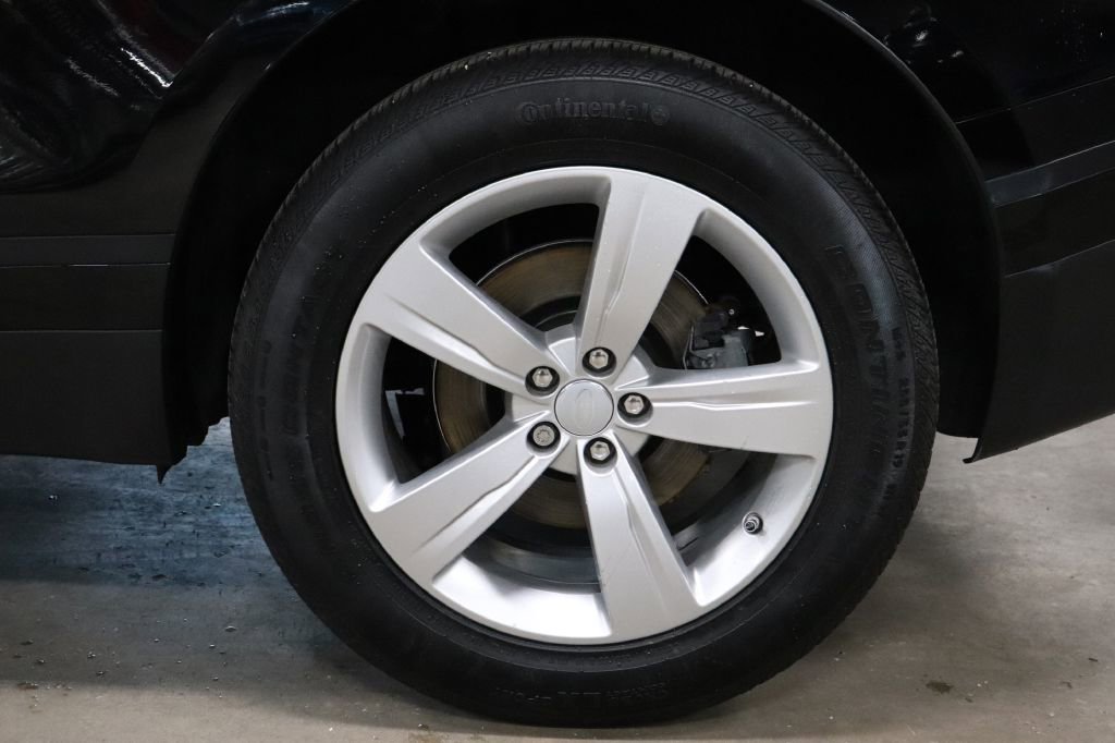 Used 2020 Land Rover Range Rover Velar S image 39