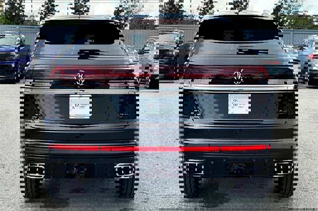 New 2026 Volkswagen Atlas Cross Sport SEL Premium R-Line image 6