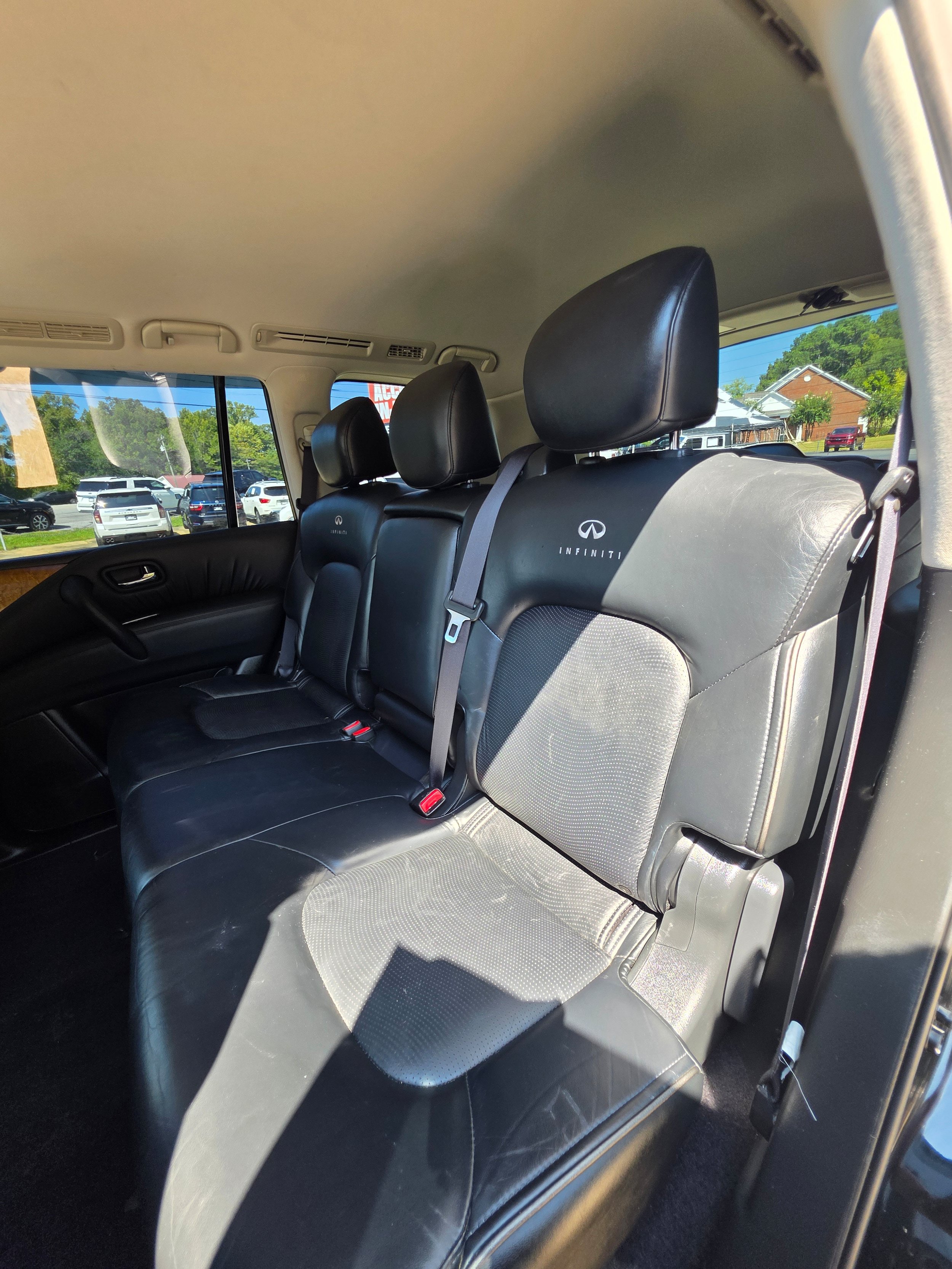 Used 2012 INFINITI QX56 2WD w/ Theater Pkg image 17
