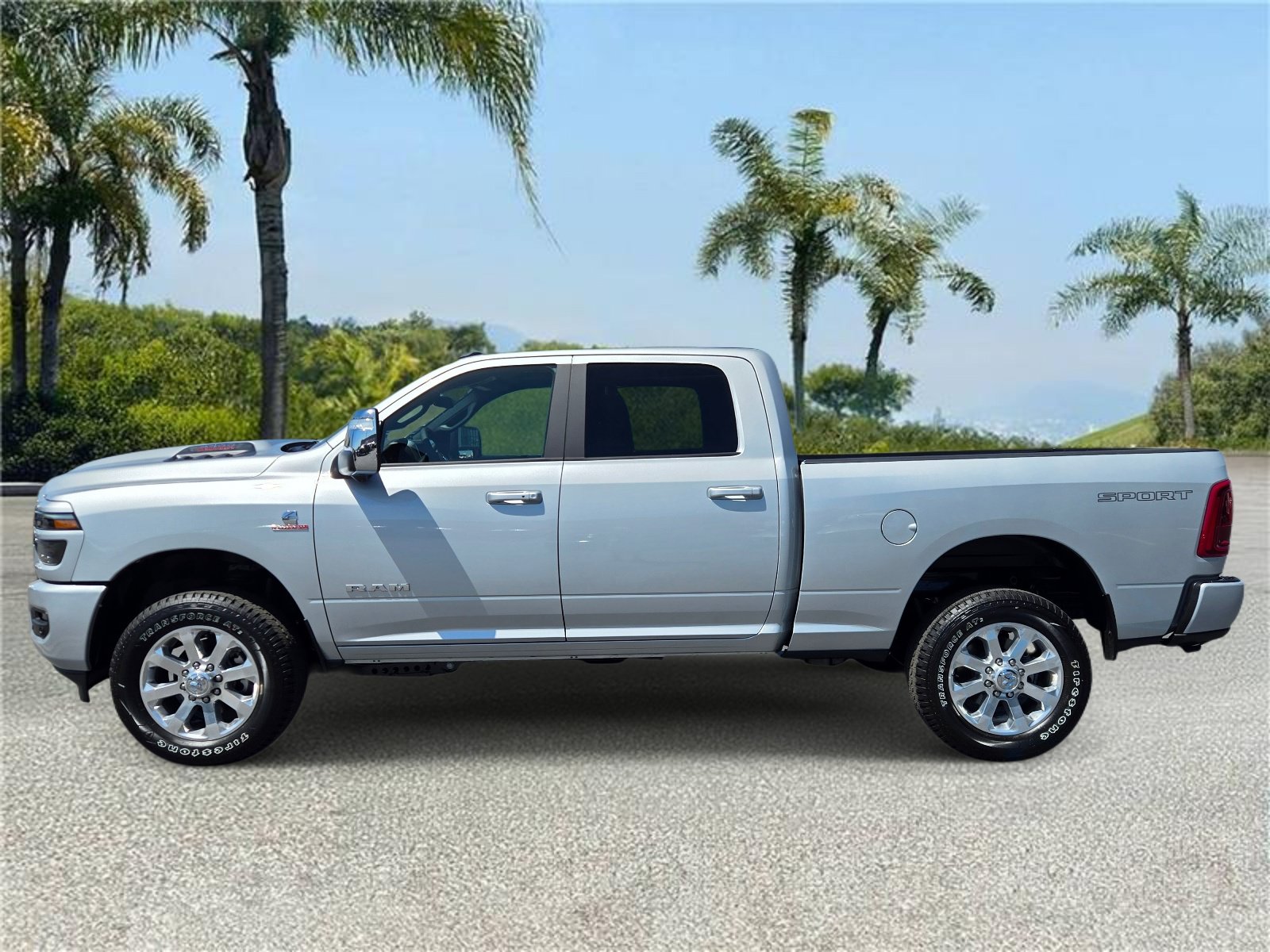 New 2026 RAM 2500 Laramie w/ Sport Appearance Package AWD/4WD image 2