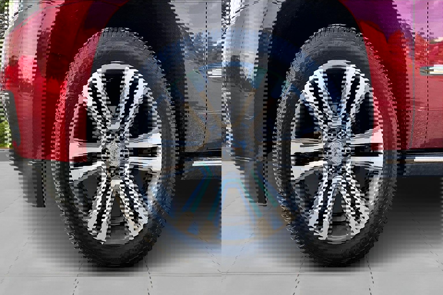 Used 2020 GMC Yukon Denali w/ Denali Premium Package image 37